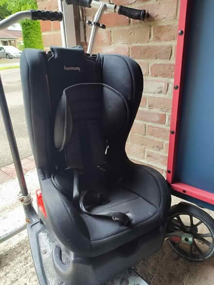 Photo of free Great condition car seat (Horsham RH13) #1