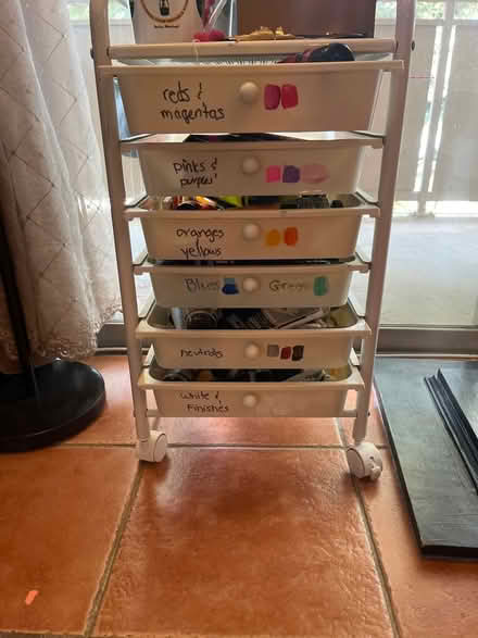 Photo of another supplies cart (Bethesda) #1