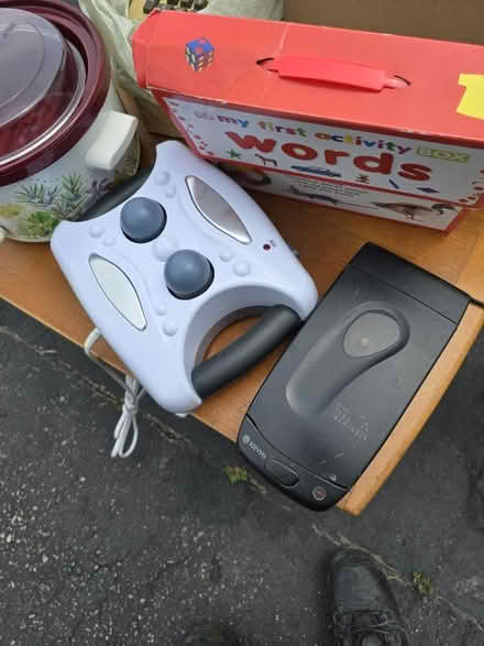 Photo of free items - curbside pick up (Steeles and McLaughlin) #3