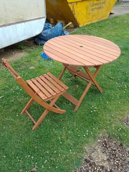 Photo of free Garden set (Ely St John's CB6) #1