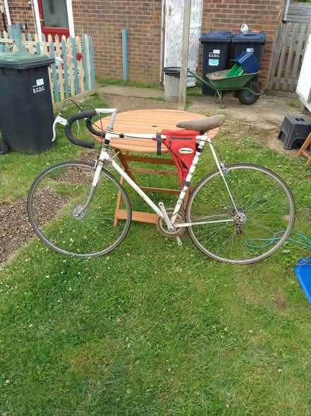 Photo of free Lightweight ten-speed (Ely St John's CB6) #4