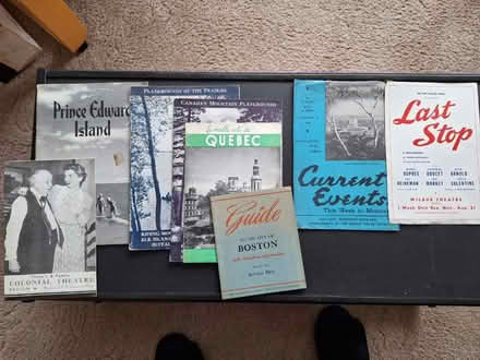 Photo of free Canadian/US wartime guide booklets (Chelmsford CM1) #1