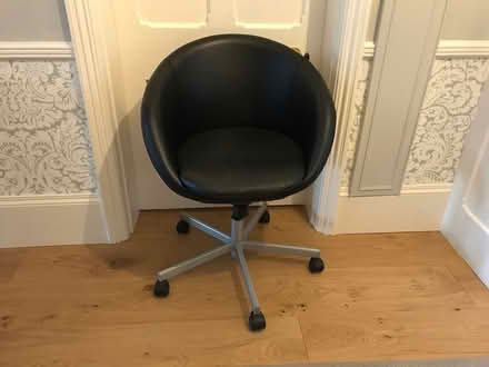Photo of free desk chair (Redhill Meadvale RH1) #1