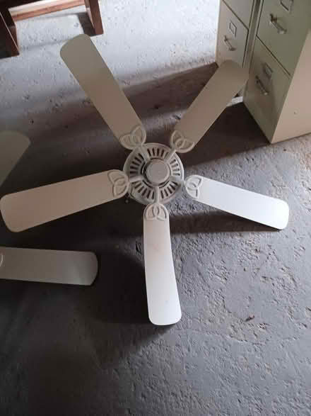 Photo of free Ceiling Fans (3 - 1 light) (Poughkeepsie (off Hooker)) #3