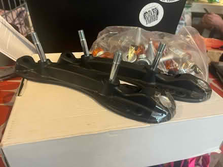Photo of free PowerDyne Thrust Plates Size 7 (Camden) #1