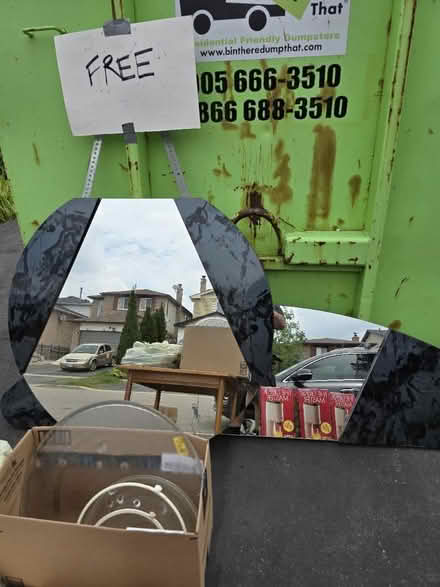 Photo of free items - curbside pick up (Steeles and McLaughlin) #2