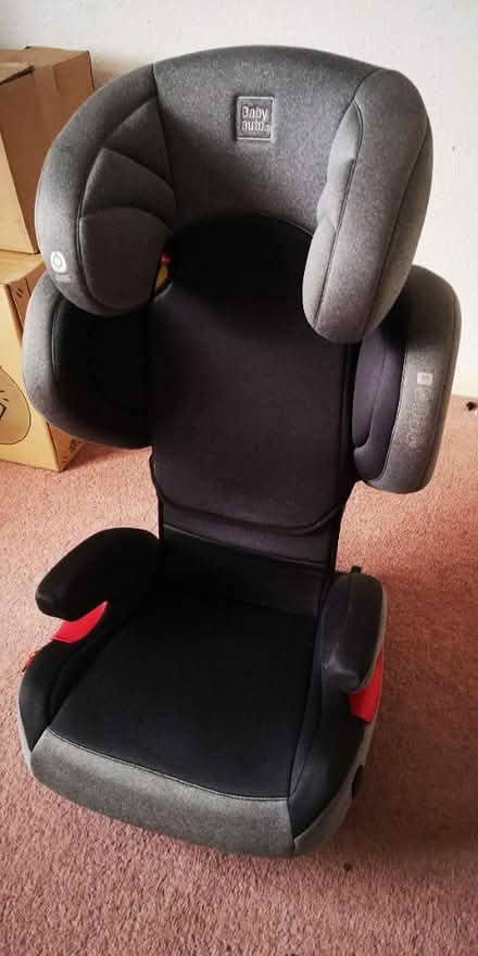 Photo of free childs car seat iso fitting (WS9) #2