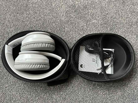 Photo of free Wireless Headphones (Derwent Road LA1) #4