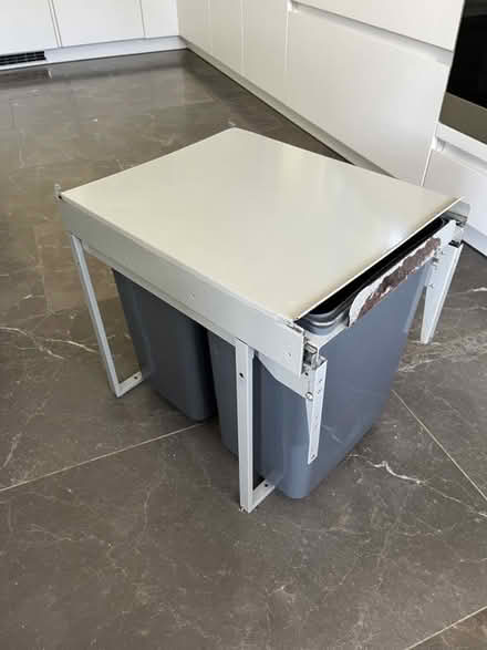 Photo of free Pull-out rubbish bins for fitted kitchen unit (Cutteslowe OX2) #2