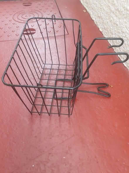 Photo of free Cycle front basket (Hove BN3) #2