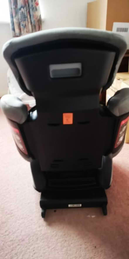 Photo of free childs car seat iso fitting (WS9) #3