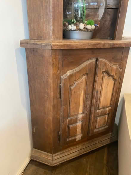 Photo of free Solid Oak Antique Corner Unit (HP5 Chesham) #2
