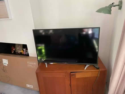 Photo of free 40 inch TV Toshiba (Sheffield S8) #2