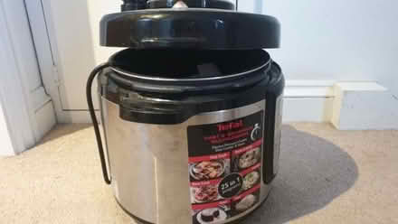 Photo of free electric pressure cooker (Hove Green BN3) #3
