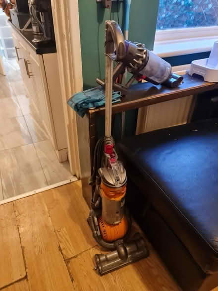 Photo of free Vacuum (CH41) #1