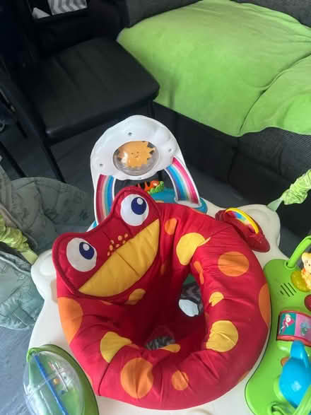 Photo of free Jumparoo (LU4 0) #2