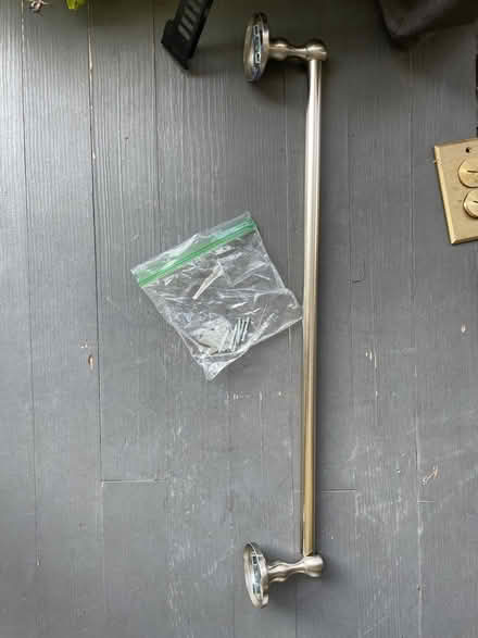Photo of free 24-inch towel bar (Dobbs Ferry NY) #1