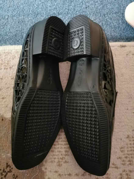 Photo of free Womens slip on shoes (Haresfinch) #2