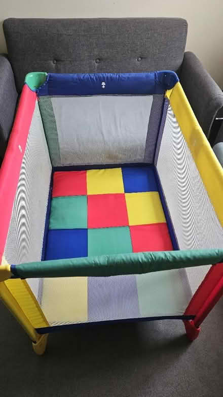 Photo of free graco travel cot (Tunbridge Wells TN2) #2