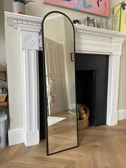 Photo of free Glass mirror (gloucester road, SW7) #1