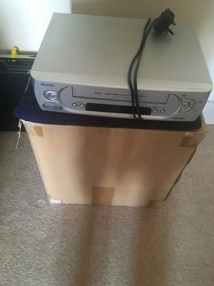 Photo of free Sanyo Video Player / Recorder (Finedon NN9) #1