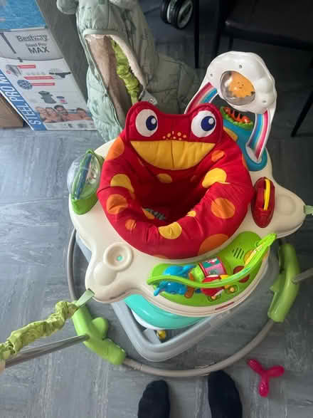 Photo of free Jumparoo (LU4 0) #4