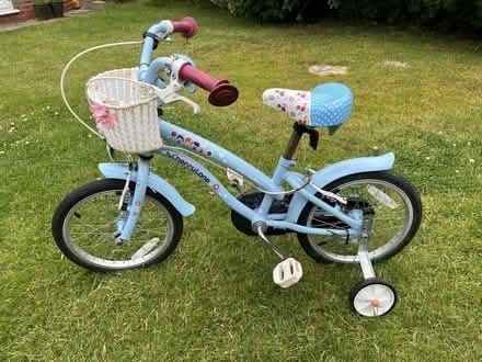Photo of free Girls bike for child up to 6/7 (New Duston) #1