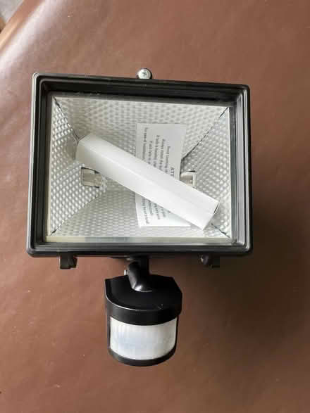 Photo of free Floodlight 500w with movement sensor (Battledown GL52) #1