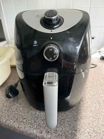 Photo of free Air fryer (Wigston LE18) #3