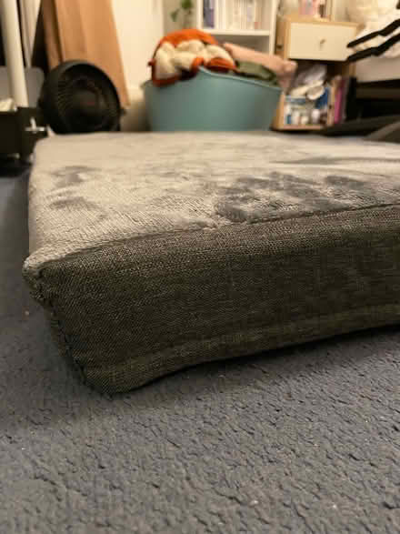 Photo of free Grey dog bed (Putney SW15) #2