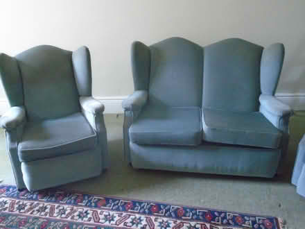 Photo of free Three-piece "cottage" suite (Broomhill S10) #1