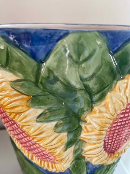 Photo of free Sunflower design vase (Oxford, near Cowley Rd. Tescos) #3