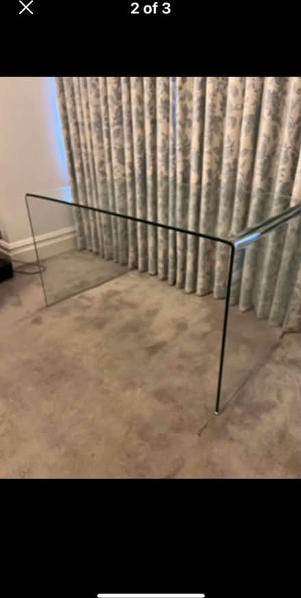 Photo of free Glass desk (Fulham SW6) #1