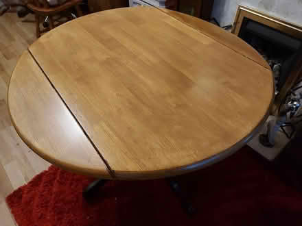 Photo of free round table (Handsworth Sheffield) #3