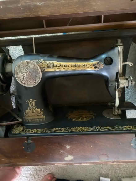 Photo of free Singer sewing machine with wooden (NW1) #1
