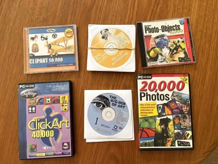 Photo of free Various Graphics CDs (GU52) #1