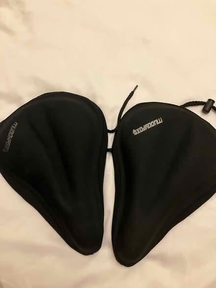 Photo of free 2 padded seats for spin workout (Dagenham RM10) #1