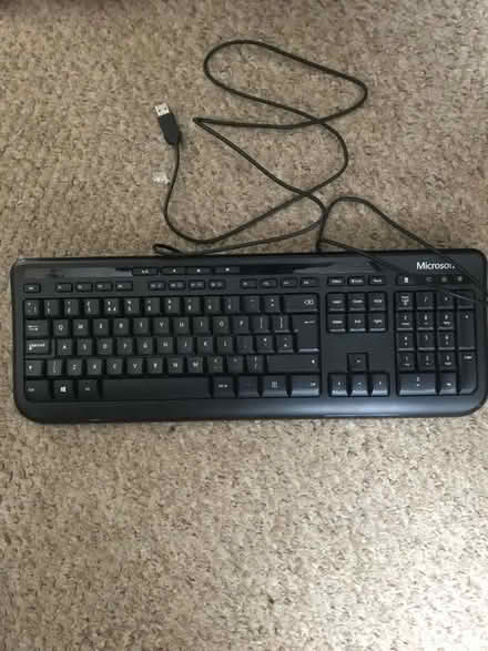 Photo of free USB Keyboard - Microsoft (GU14) #1