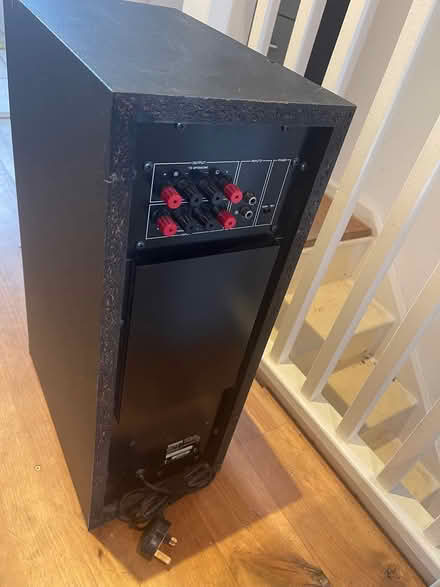 Photo of free Yamaha amplifier (Isleworth TW7) #3