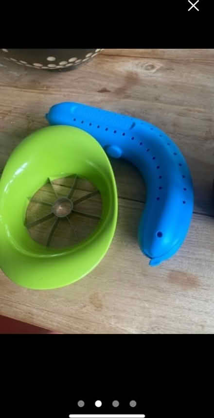 Photo of free Mix of kitchen cups, jugs… (EH11) #4