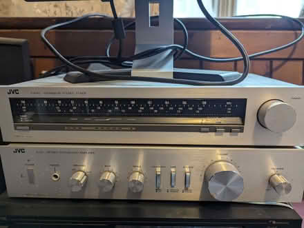 Photo of free JVC amp and tuner for repair (Histon CB24) #1