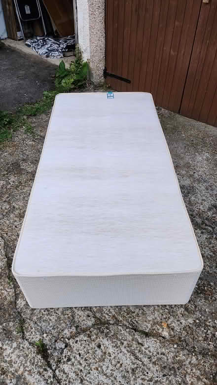 Photo of free Single bed base - divan style with Slidestorage (Wimbledon SW20) #3