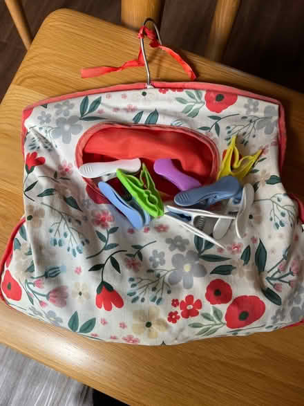 Photo of free Peg bag and pegs (OX1, Kennington) #1