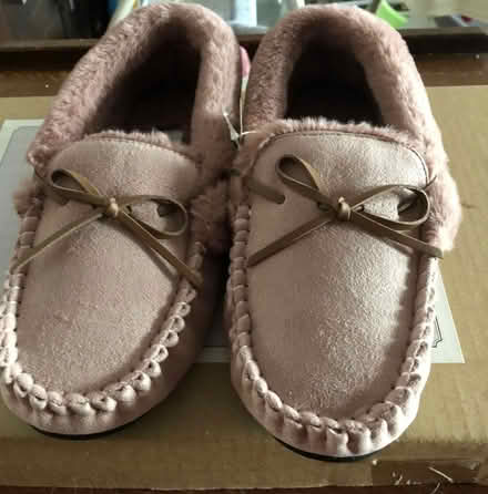 Photo of free Moccasin slippers (Turnford EN10) #1