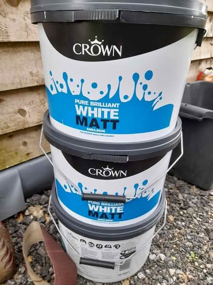 Photo of free white matt emulsion - 3x 10l tubs (Mariansleigh EX36) #1