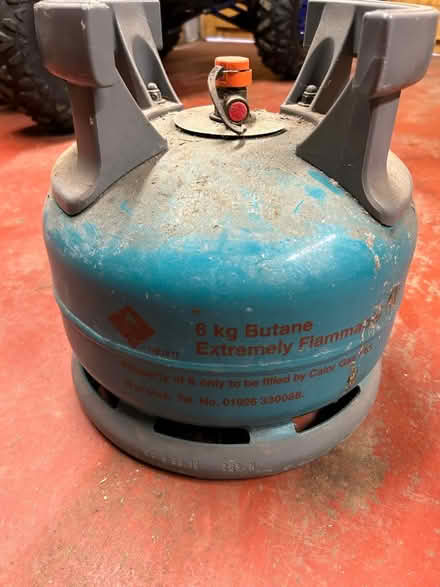 Photo of free Empty gas bottle (West Deeping) #2