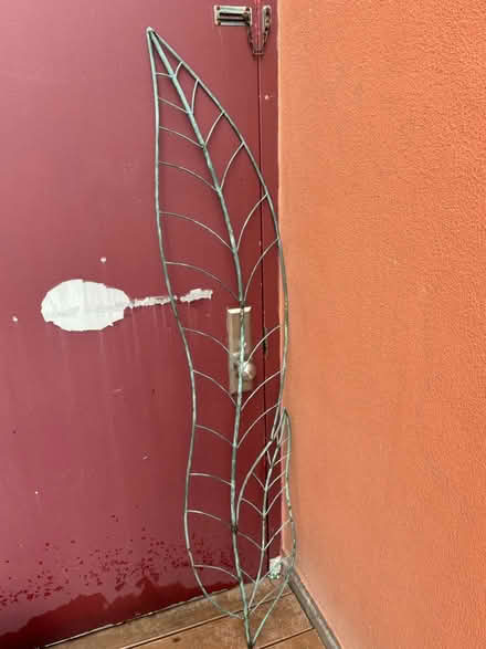 Photo of free Leaf-shaped trellis (UES/Spanish Harlem) #2