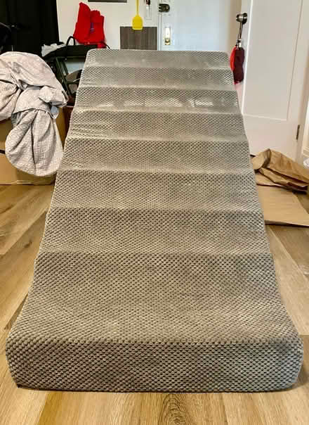 Photo of free pet stairs (Rego Park) #2