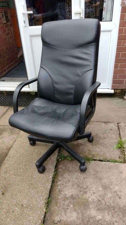 Photo of free Office chair (Oswestry SY11) #1