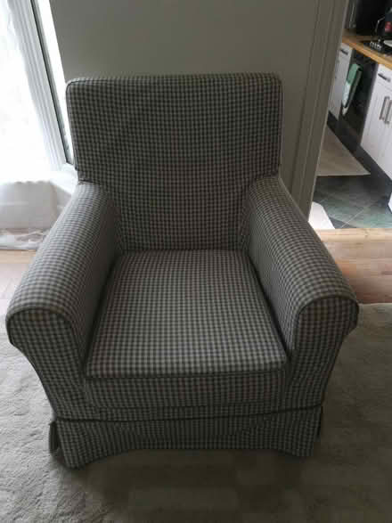 Photo of free Small armchair (SG9) #1